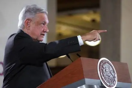 Presidente de México Andrés Manuel López Obrador reprueba agresiones a periodistas; llama a actuar con Respeto